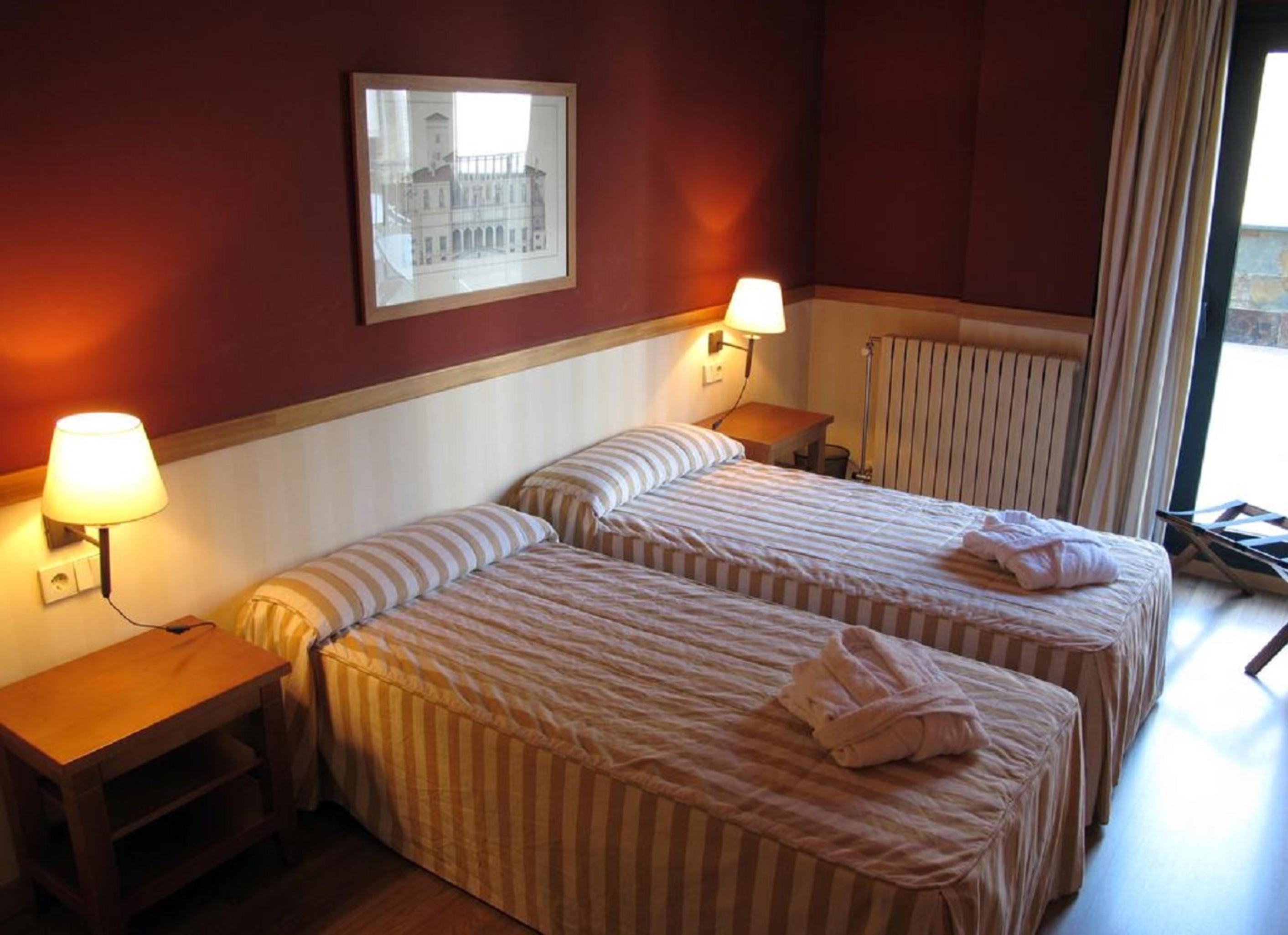 Apartaments Shusski Encamp Exterior photo