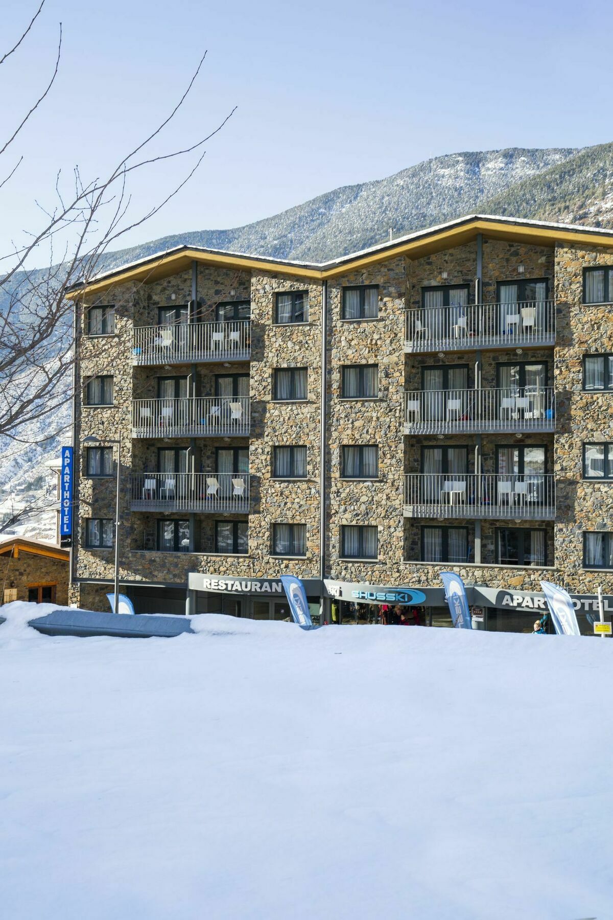 Apartaments Shusski Encamp Exterior photo